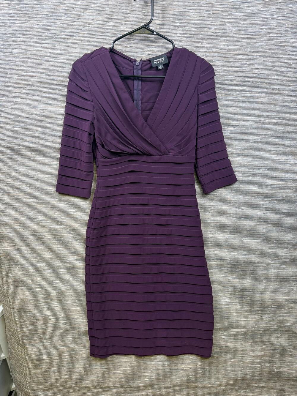 Adrianna Papell Dress Womens 2 Purple Ruched Sheath 3/4 Sleeve Knee Length Party